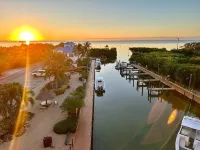 2 bedrooms in Key Largo - Amazing Ocean Views,  Top Floor