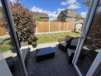 Idyllic Bungalow, Ideal Location in West Lancashire Hotels near West Lancashire Cemetery & Crematorium