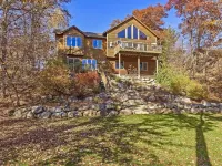 Deacon's Lodge Golf: Overlooking Pelican Lake - Breezy Point Hotels in Breezy Point