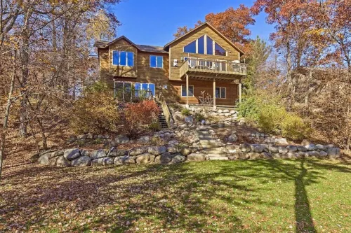 Deacon's Lodge Golf: Overlooking Pelican Lake - Breezy Point Hotels in Breezy Point