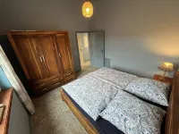 Neue Wohnung im Spargeldorf Schäpe mit Großem Südwest Sonnenbalkon Hotels in Beelitz