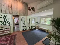 Architectural Gem - Catskill Chalet, Hot Tub, Wraparound Deck on 6 Acres Hotels in Callicoon