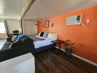 Comfy Loft Retreat Above the Pines