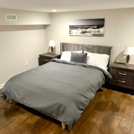 Modern Farmhouse Near Windrock