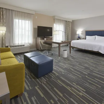 Hampton Inn & Suites Seattle/Redmond Hotel dekat Lapangan Golf Bellevue