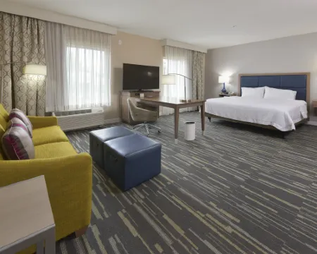 Hampton Inn & Suites Seattle/Redmond Hotels in Redmond