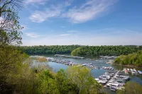 Million Dollar View!  Large Lakehouse Over-Looking Lee's Ford Marina