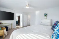 Ultimate Retreat w/ Game Room, Pool & Spa! Close to Festivals!