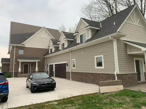 Saint Clair River  Two Bedroom apt private entrance New Construction Hotel a Clay Township