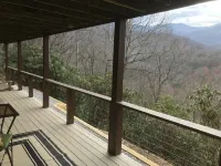 Spectacular Views! Hot tub, Hiking, Waterfalls, FishingReduced Rates