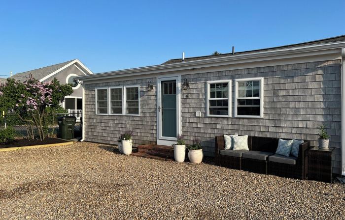 Plum Island Beach Cottage - 4 Minute Walk To Beach!!