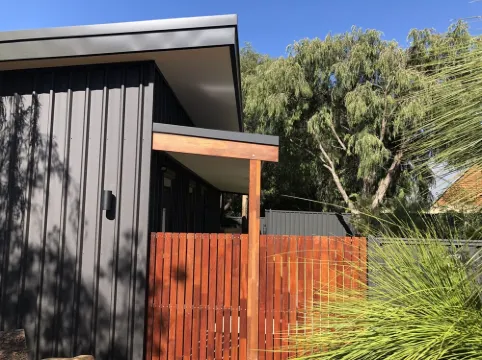 Quedji Cottage - Beautiful 2 Bed Private Cottage 3 Min Walk to Dunsborough Town.