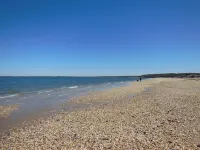5Br, 5BA on Cul-De-Sac, Big Pool,  Jacuzzi, Gym,  Beautiful Bay Beach Hotels in Hampton Bays