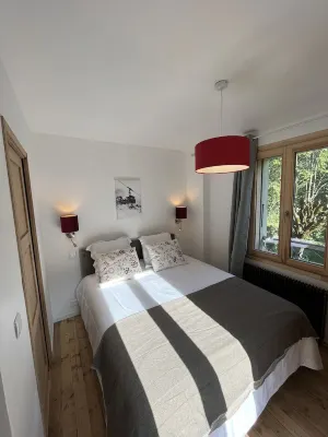 Maison Savoyarde des Années 30 Rénovation Récente Hotels near Sainte Chapelle