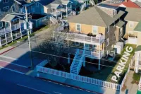 Large Home w Parking Steps to Beach, Boardwalk, Concerts & Festivals Hotel in zona Jolly Roger Amusement Park