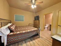 Brand New House Right on Allen St one Block from the Birdcage Hotels near O.K. Corral