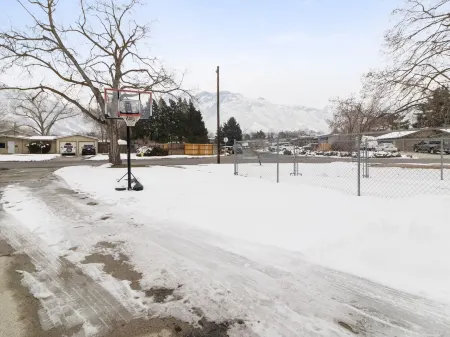 20% Off Fall Rates  Mtn View Home  Cottonwood Cottage  HotTub Grill WiFi Games