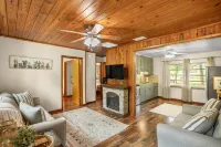 Cozy 2-Bedroom Dunnellon Abode