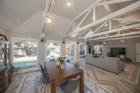 Welcome to Twin Oaks Oasis