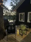 Lake house on the point with beautiful lake views!