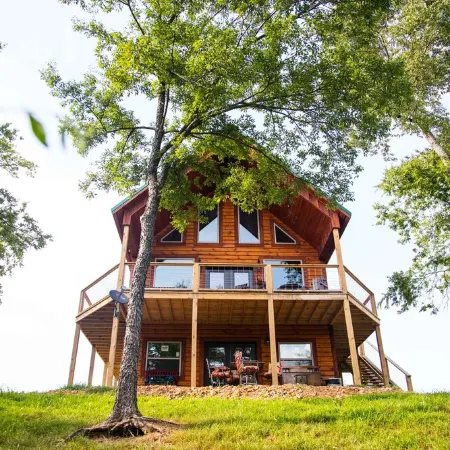 Cabin on Water!!GORGEOUS! Best property on the Caddo River In Glenwood Arkansas!
