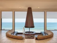 Poolside and Beachfront Remodeled Close to Everything! 索拉納海灘酒店