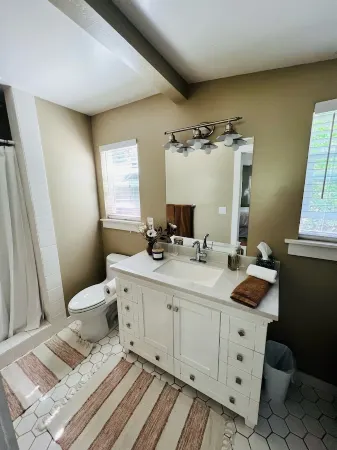 Haileys Place In Wine Country