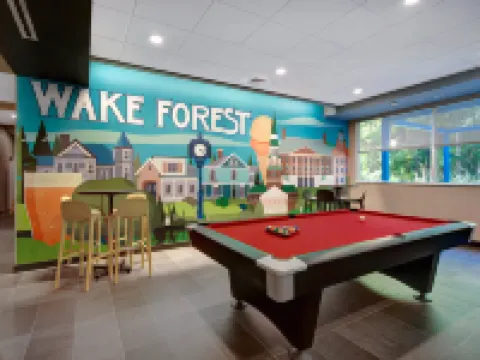 トゥルー バイ ヒルトン ウェイク フォレスト ローリー ノース ウェイクフォレストのホテル