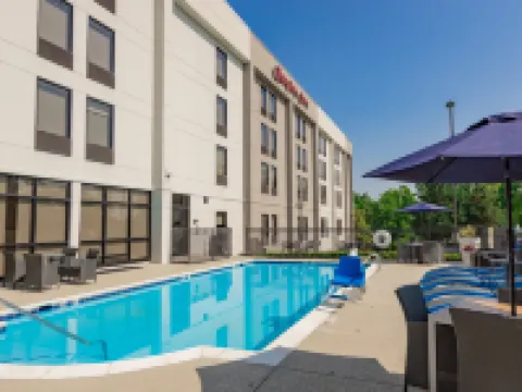 Hampton Inn Winchester N/Conference Center Hotels in Winchester