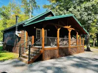"Mountain Escape: The Moose - Sleeps 11 Guests Hotels near Monongahela National Forest