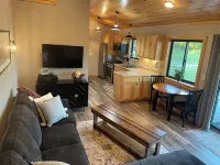 "Outdoors Oasis" Cozy cabin north of Bemidji.