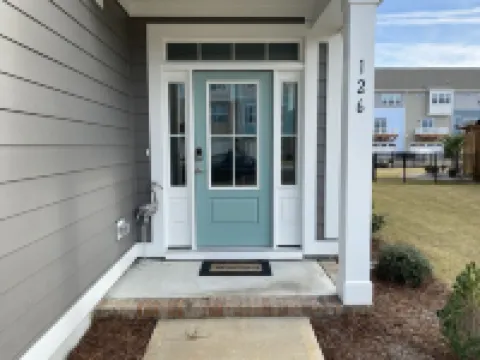 Beau Coast Single Story - 6 Seater Golf Cart Included Hotels in Beaufort