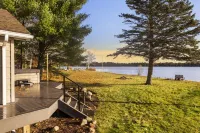 ~Sunrise Vista~Lakefront~Dock~Kayaks~Hot Tub~Games