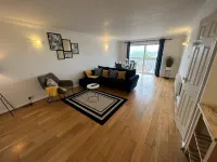 Wimbledon 2Bed2bath  Apartment with Free Parking