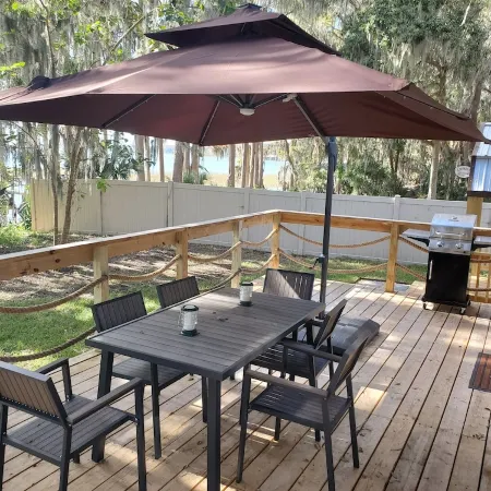 Lakefront Magic Wilderness Cabin