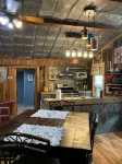 Holly Hill Farm House, Only 6 Miles from Downtown Mount Airy, NC, Sleeps 4 Các khách sạn ở Dobson