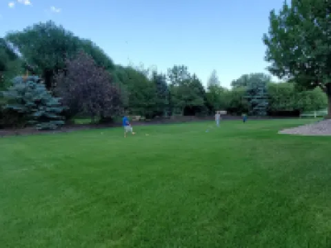 LUXURY Loft on Multi-Million 4 acre Estate in charming, Swiss town ミッドウェイのホテル