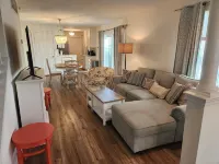 First floor of Brigantine shore home-10 min to Atlantic City!