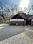 Beautiful Scenic River Cabin just 1/2 mile from Current River!