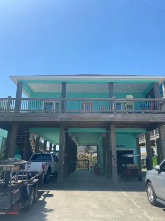 Feelin’ TIP Sea - *Sleeps 1 Walking Distance to the Beach!