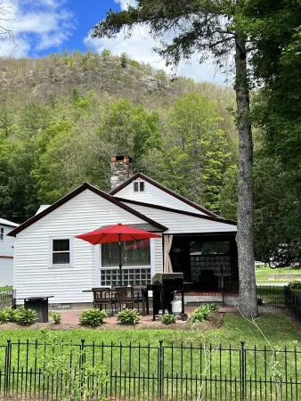 Adirondack Bungalow Getaway