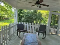 Timeless Elegance with Modern Luxury: Historic 6-Bedroom Home-Newly Renovated! Hotels in Onancock