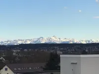 Exclusive (top floor) new-build vacation apartment with distant views