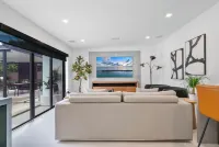 Modern Oasis Miami - luxury rental home close to airports, beaches & shopping.