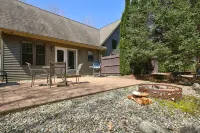 Wolf Lair - scenic Adirondack cabin escape  + lake access