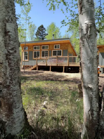 Charming and Secluded North Shore Cabin and Sauna  two miles from Grand Marais!