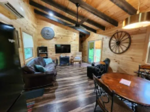 Gold Rush Cabin- Red River Gorge
