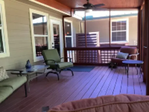 ConRoy's Chickasaw_Sleeps 20_Family gatherings_celebrations_or just hanging out