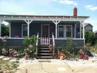 Cozy Cute Historic - Seaspray Cottage #3