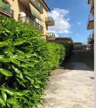 SPACIOUS 90 SQM APARTMENT WITH BALCONIES, PRIVATE PARKING - RAFFAELE DE FERRARI Отели рядом с достопримечательностью «Римский университет Тор Вергата»